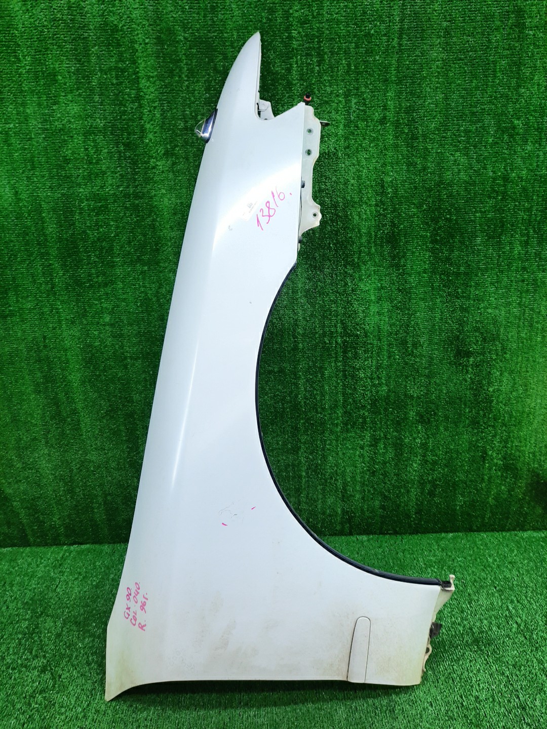 Крыло правое переднее TOYOTA CHASER GX90, JZX90, SX90, JZX91, JZX93, LX90 13816 1 ракурс