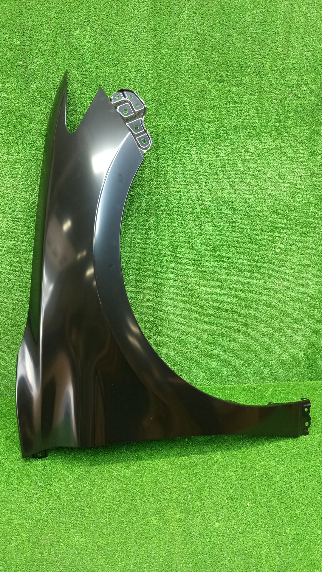 Крыло правое переднее TOYOTA CAMRY AXVA80 53801-33240 1 ракурс
