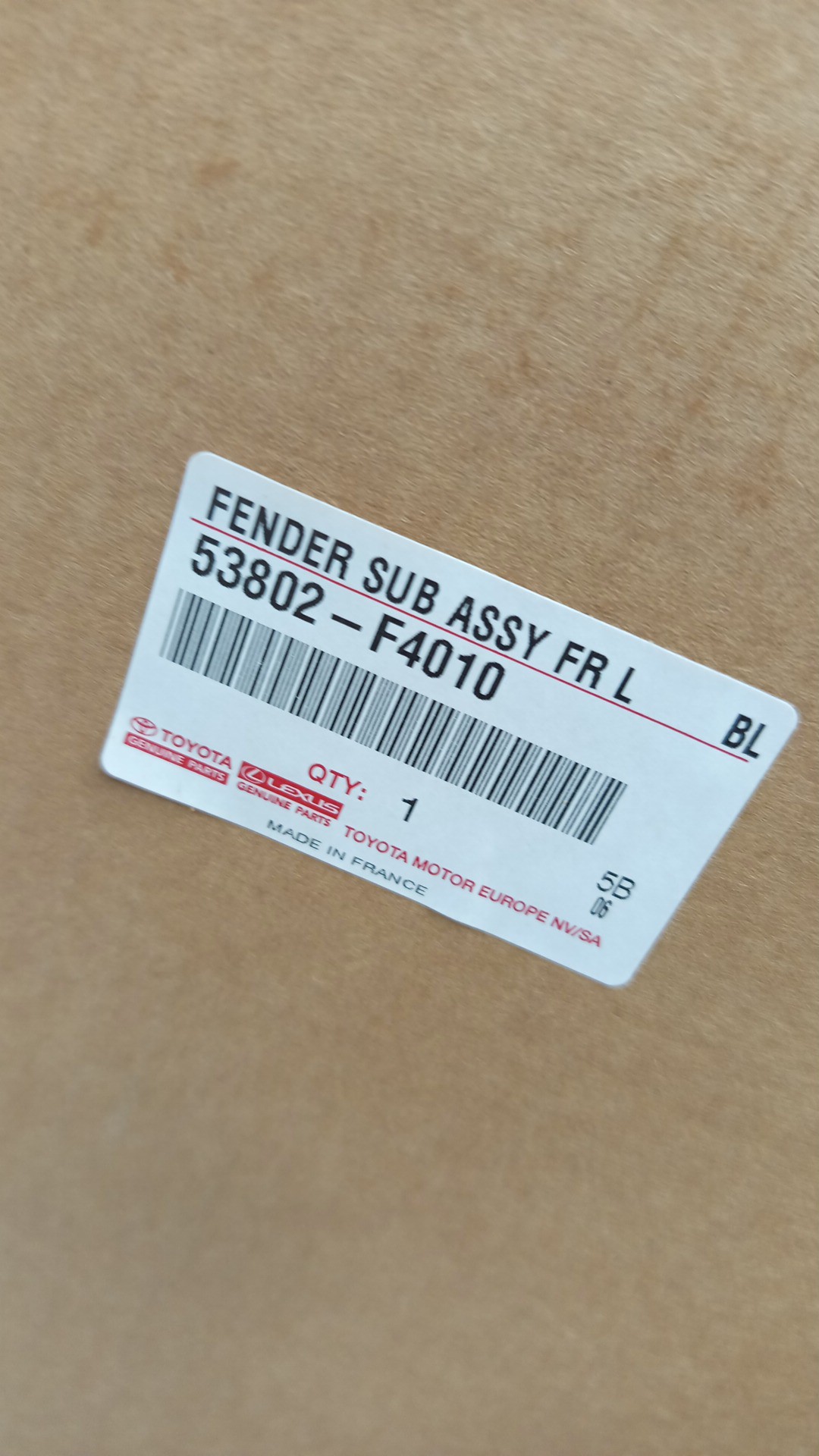 Крыло левое переднее TOYOTA C-HR NGX10 53802-F4010 4 ракурс