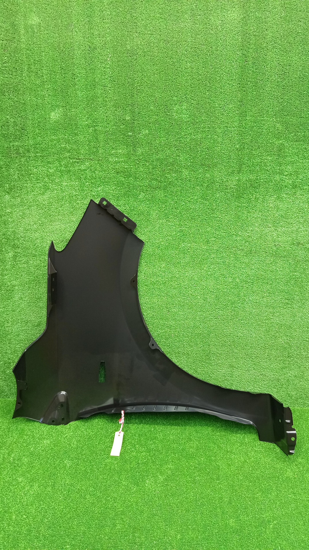 Крыло левое переднее MITSUBISHI MIRAGE A03A 5220AT67 2 ракурс