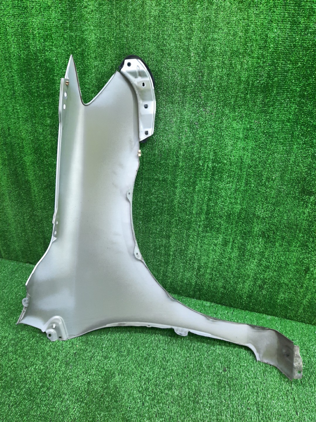 Крыло левое переднее TOYOTA COROLLA FIELDER, COROLLA  AXIO ZRE144G, ZRE142G, NZE144G, NZE141G, NZE141, NZE144, ZRE142, ZRE144 13928 5 ракурс