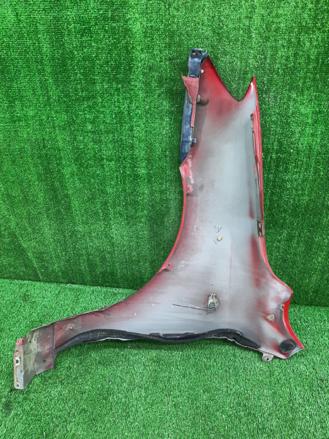 Крыло правое переднее MAZDA DEMIO DY3W, DY5W, DY3R 14043 3 ракурс