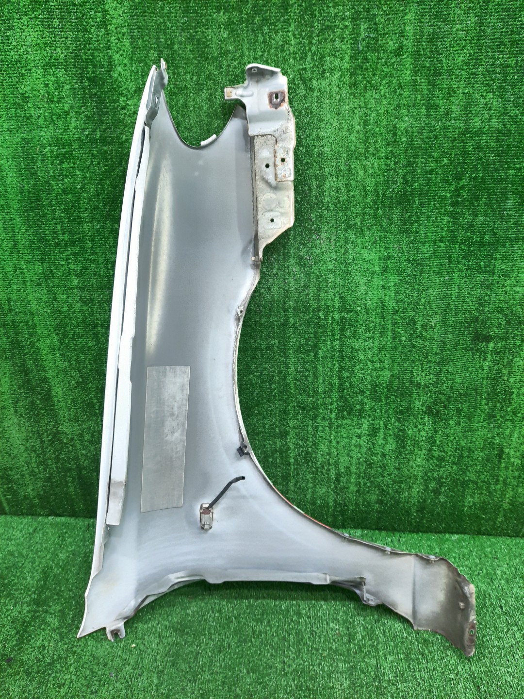 Крыло левое переднее NISSAN BLUEBIRD SYLPHY G10, QG10, FG10, TG10, QNG10 14047 2 ракурс