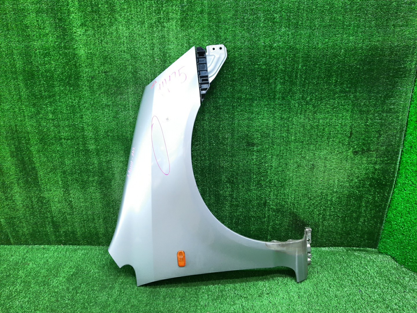 Крыло правое переднее HONDA STREAM RN2, RN1, RN3, RN4, RN5 14175 1 ракурс