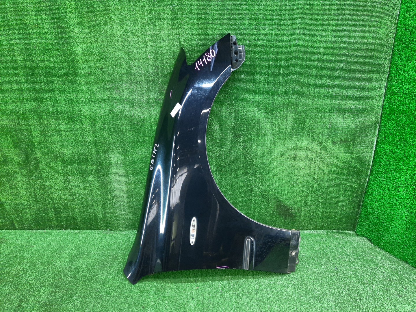 Крыло правое переднее TOYOTA CROWN GRS182, GRS180, GRS181, GRS183, GRS184 14180 1 ракурс