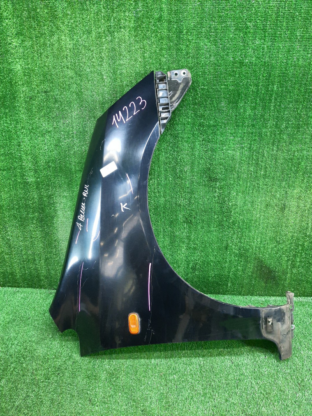 Крыло правое переднее HONDA STREAM RN2, RN1, RN3, RN4, RN5 14223 1 ракурс