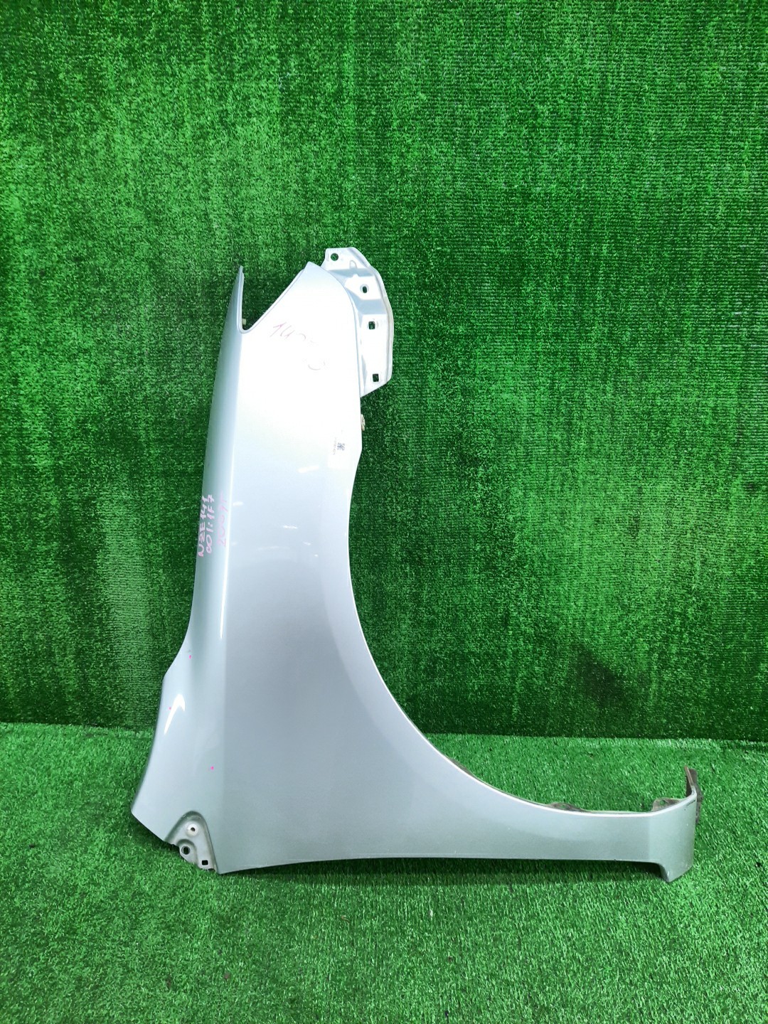 Крыло правое переднее TOYOTA COROLLA FIELDER, COROLLA  AXIO ZRE144G, ZRE142G, NZE144G, NZE141G, NZE141, NZE144, ZRE142, ZRE144 14275 1 ракурс