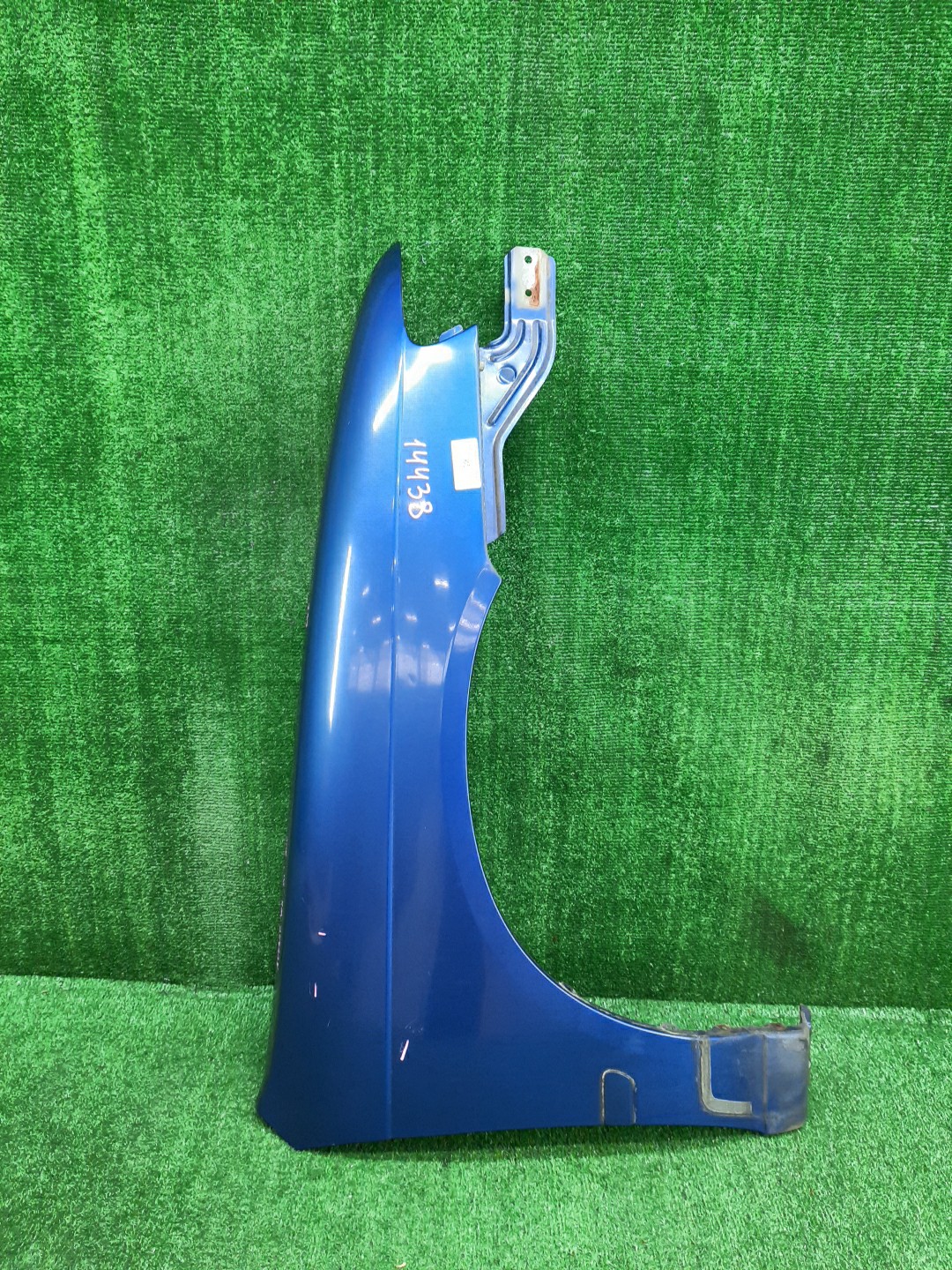 Крыло правое переднее NISSAN AVENIR, EXPERT W11, PNW11, PW11, RW11, VW11, VNW11 14438 1 ракурс