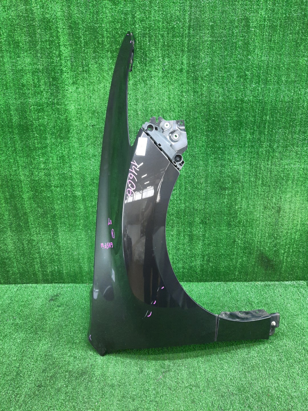 Крыло правое переднее MAZDA ATENZA, MAZDA 6, 6 GH5FP, GH5AP, GH5AS, GH5FS, GHEFP, GHEFS, GH5AW, GH5FW, GHEFW, GH 14606 1 ракурс