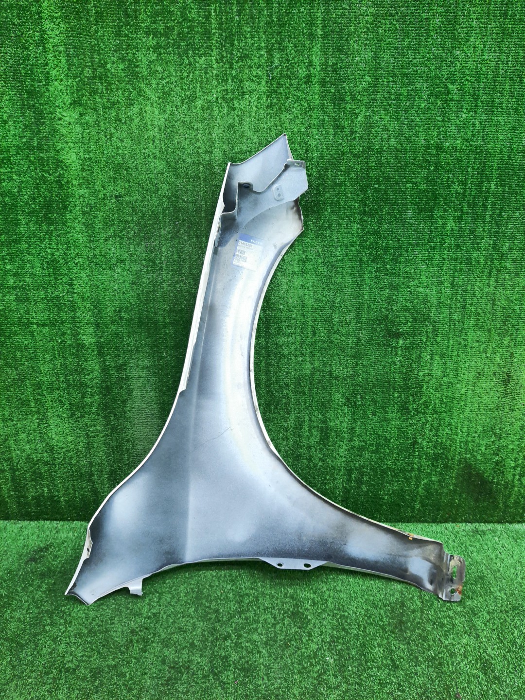 Крыло левое переднее VOLVO V60, S60 FW45, FW47, FW, FW52, FW48, FW90, FS44, FS47, FS40, FS45, FS70, FS, Y20, FS48, FS84, FS90 14689 3 ракурс