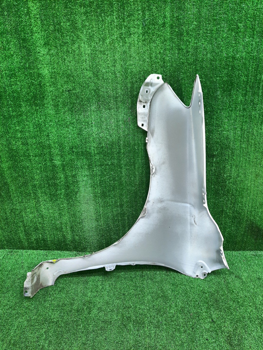 Крыло правое переднее TOYOTA COROLLA FIELDER, COROLLA  AXIO ZRE144G, ZRE142G, NZE144G, NZE141G, NZE141, NZE144, ZRE142, ZRE144 14760 2 ракурс