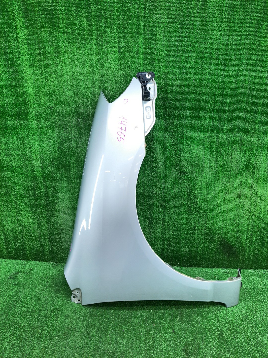 Крыло правое переднее TOYOTA COROLLA NZE121 14765 1 ракурс