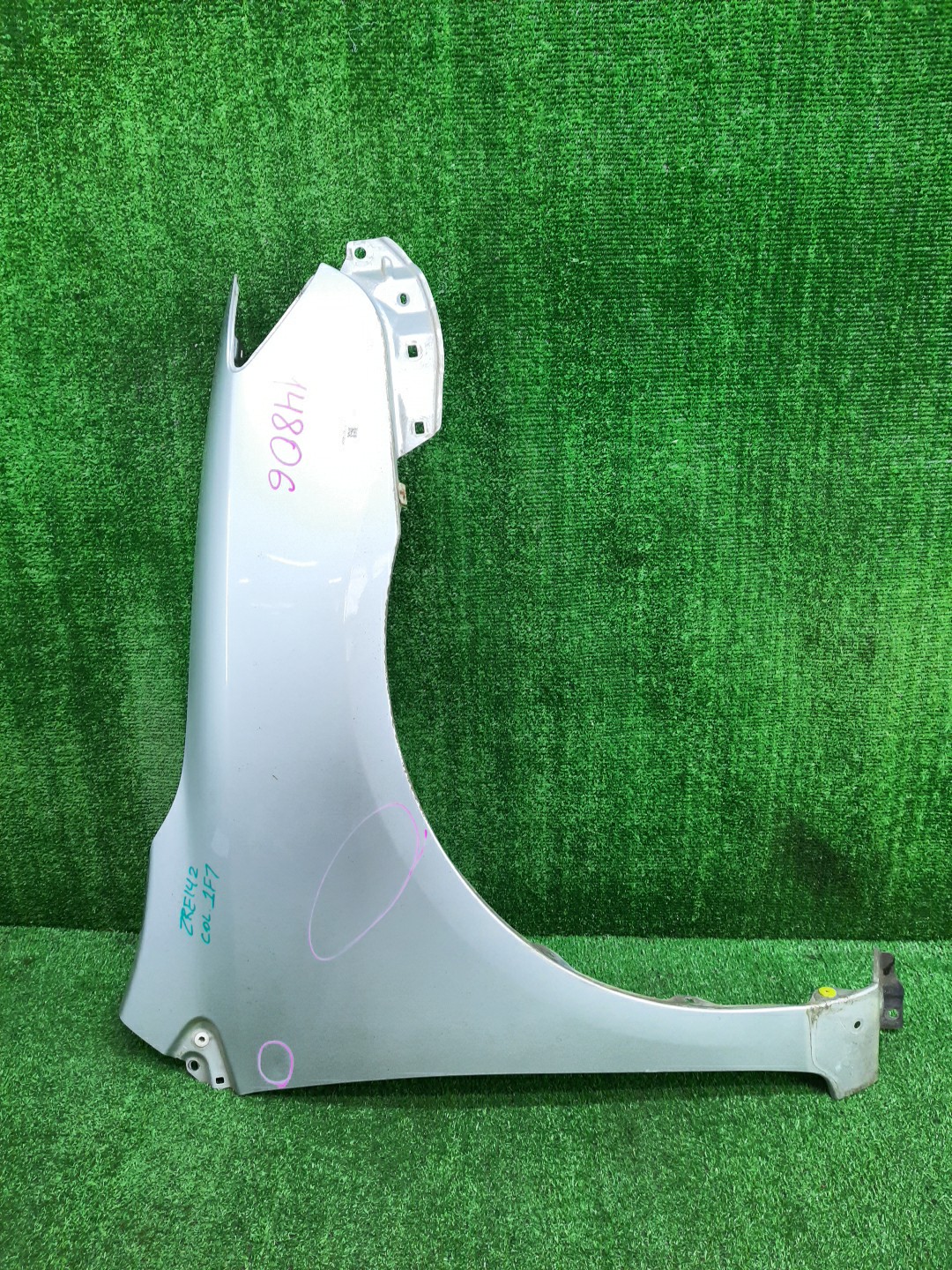Крыло правое переднее TOYOTA COROLLA FIELDER, COROLLA  AXIO ZRE144G, ZRE142G, NZE144G, NZE141G, NZE141, NZE144, ZRE142, ZRE144 14806 1 ракурс