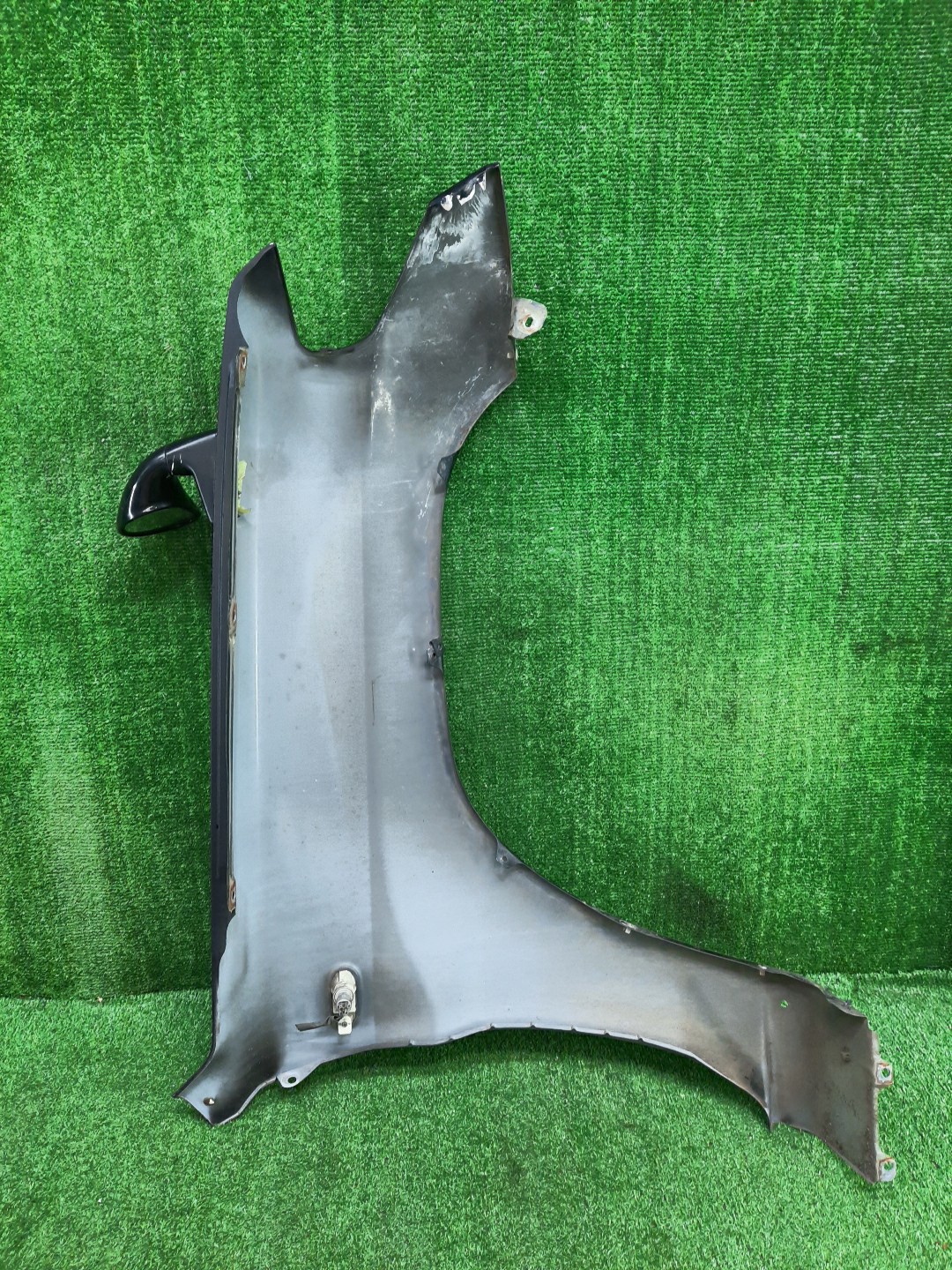 Крыло левое переднее MITSUBISHI PAJERO IO H76W, H66W, H67W, H77W 14882 2 ракурс