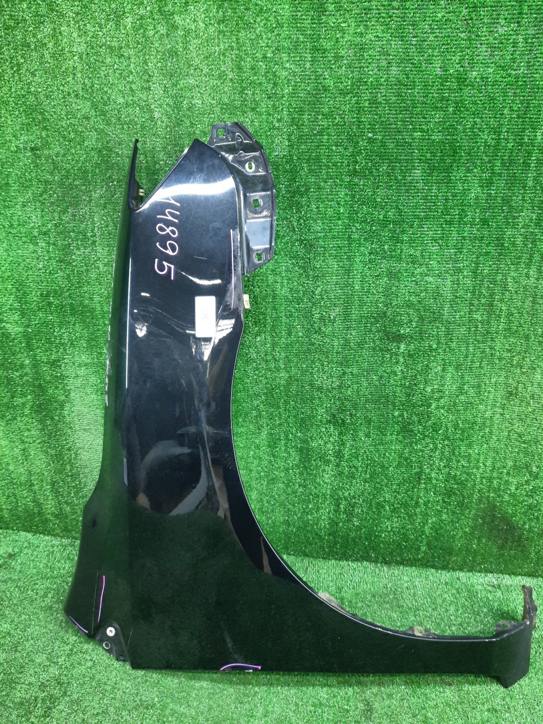 Крыло правое переднее TOYOTA COROLLA FIELDER, COROLLA  AXIO ZRE144G, ZRE142G, NZE144G, NZE141G, NZE141, NZE144, ZRE142, ZRE144 14895 1 ракурс
