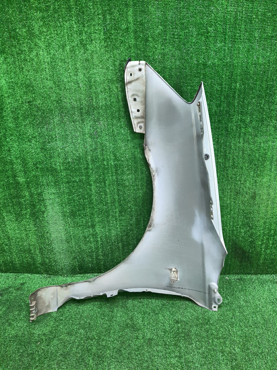 Крыло правое переднее TOYOTA ALLION ZZT240, NZT240, AZT240, ZZT245 15011 3 ракурс