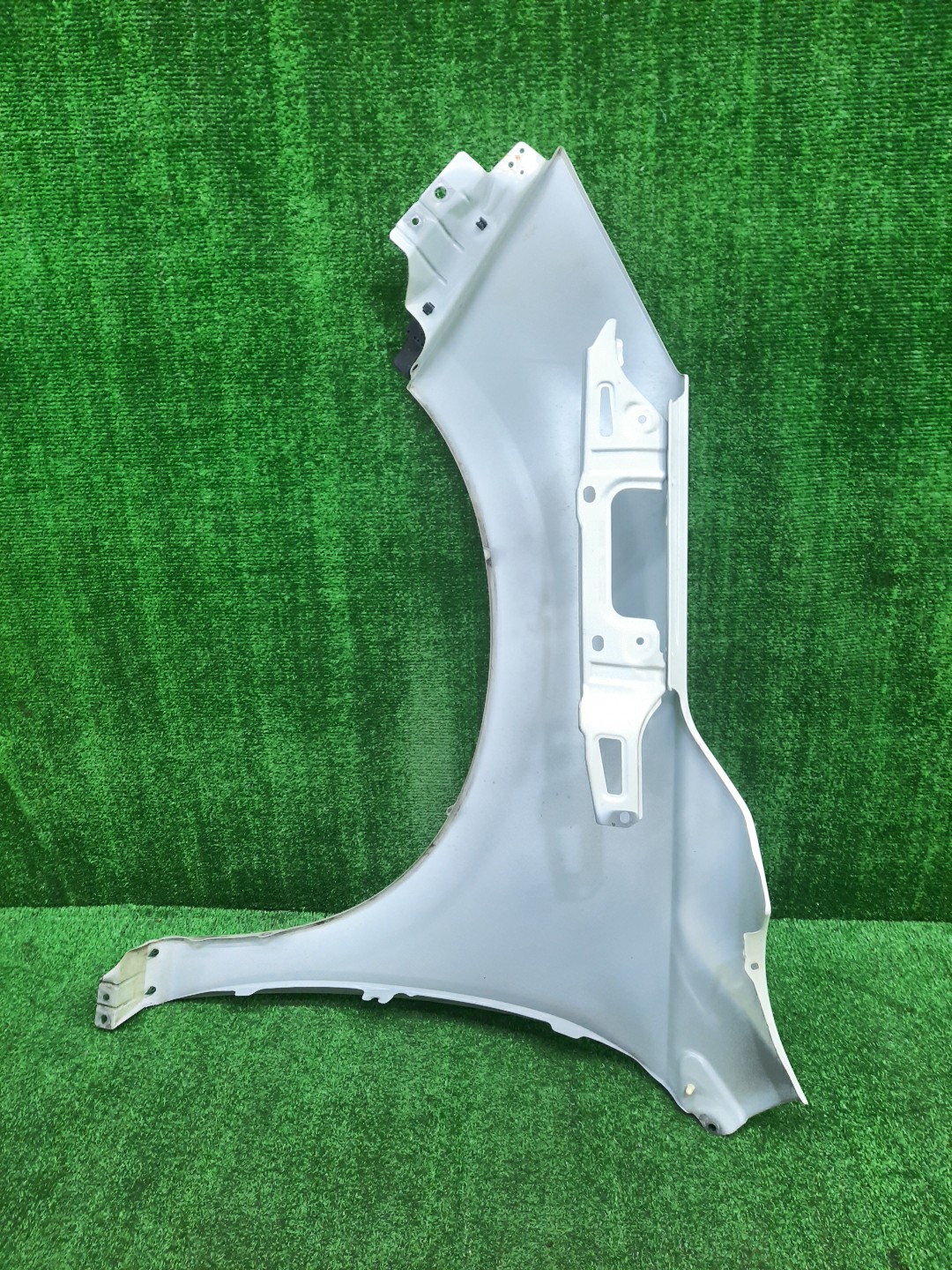 Крыло правое переднее SUBARU FORESTER SJ9, SJ5, SJG 15060 4 ракурс