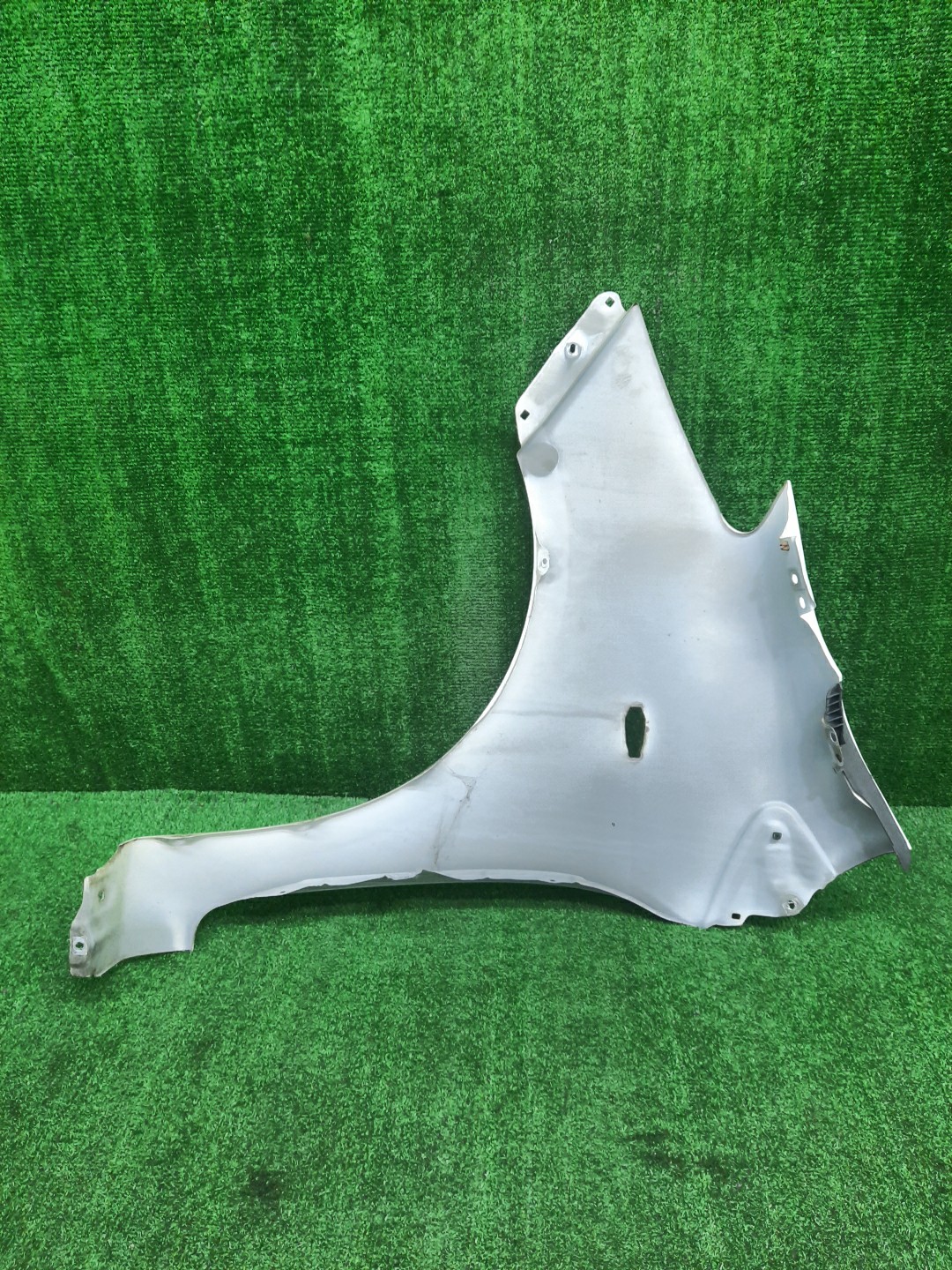 Крыло правое переднее TOYOTA VITZ SCP90, KSP90, NCP95, NCP91 15068 2 ракурс