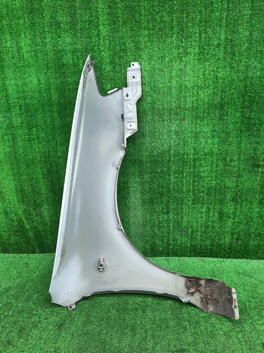 Крыло левое переднее NISSAN FAMILIA, AD, WINGROAD Y11, VFY11, VY11, VHNY11, VENY11, VGY11, VEY11, WFY11, WHNY11, WPY11, WHY11 15110 5 ракурс