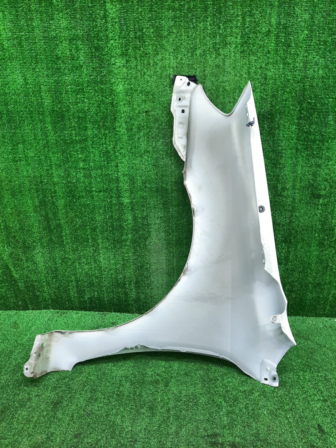 Крыло правое переднее TOYOTA COROLLA RUNX NZE121 15129 5 ракурс
