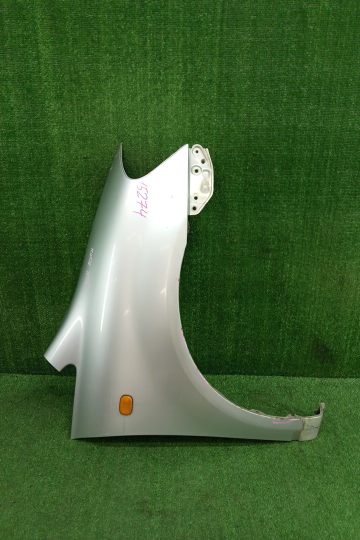 Крыло правое переднее TOYOTA IPSUM ACM21W, ACM26W 15274 1 ракурс