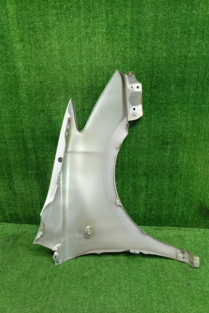 Крыло левое переднее TOYOTA IST NCP60, NCP65, NCP61 15319 3 ракурс