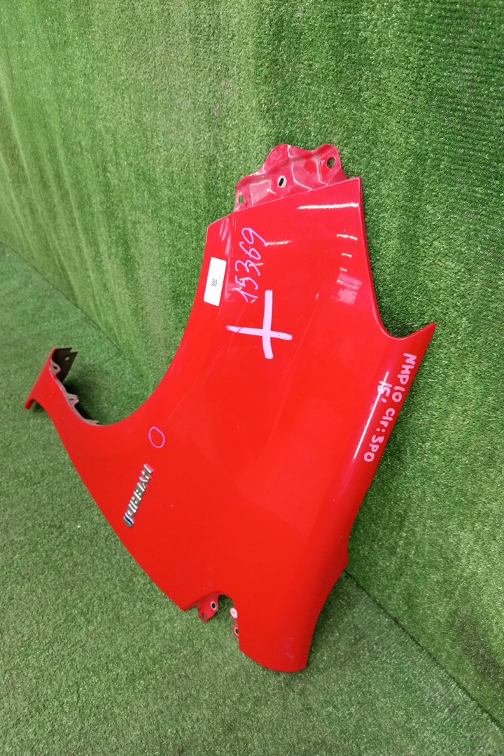 Крыло левое переднее TOYOTA AQUA NHP10 15369 2 ракурс