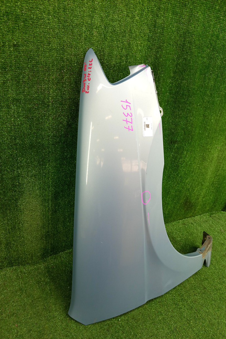 Крыло правое переднее MAZDA DEMIO DW3W, DW5W 15377 2 ракурс