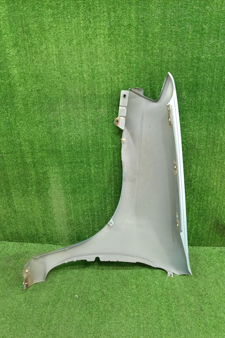 Крыло правое переднее MAZDA DEMIO DW3W, DW5W 15377 4 ракурс
