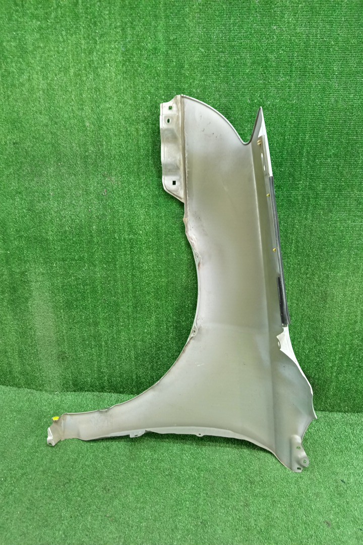 Крыло правое переднее TOYOTA AVENSIS ZZT251, AZT250, AZT255, AZT251 15437 3 ракурс