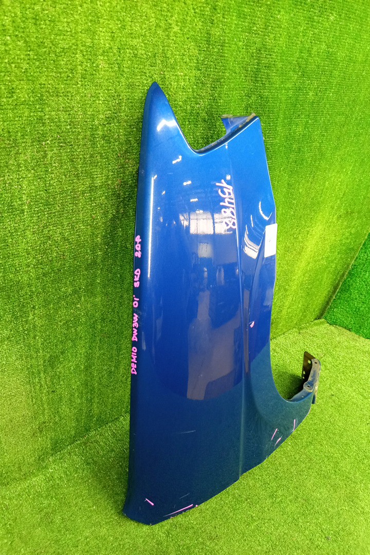 Крыло правое переднее MAZDA DEMIO DW3W, DW5W 15488 2 ракурс