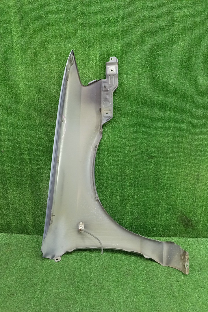 Крыло левое переднее NISSAN FAMILIA, AD, WINGROAD Y11, VFY11, VY11, VHNY11, VENY11, VGY11, VEY11, WFY11, WHNY11, WPY11, WHY11 15544 5 ракурс Крыло левое переднее NISSAN FAMILIA, AD, WINGROAD Y11, VFY11, VY11, VHNY11, VENY11, VGY11, VEY11, WFY11, WHNY11, WPY11, WHY11 15544 5 ракурс