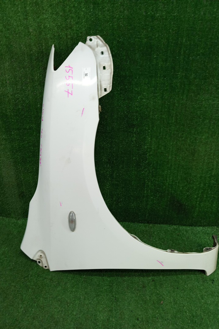 Крыло правое переднее TOYOTA COROLLA FIELDER, COROLLA  AXIO ZRE144G, ZRE142G, NZE144G, NZE141G, NZE141, NZE144, ZRE142, ZRE144 15557 1 ракурс