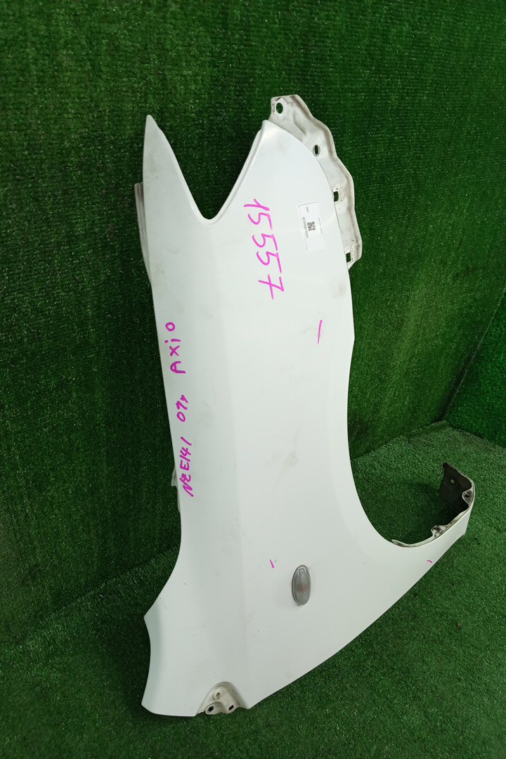 Крыло правое переднее TOYOTA COROLLA FIELDER, COROLLA  AXIO ZRE144G, ZRE142G, NZE144G, NZE141G, NZE141, NZE144, ZRE142, ZRE144 15557 2 ракурс