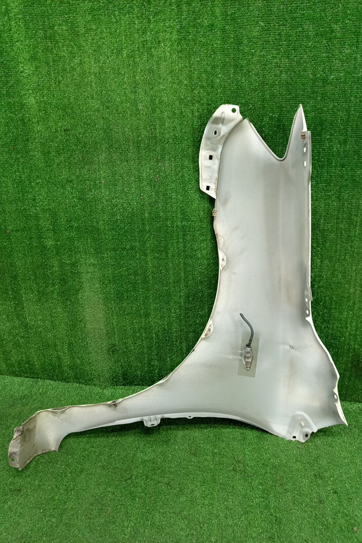 Крыло правое переднее TOYOTA COROLLA FIELDER, COROLLA  AXIO ZRE144G, ZRE142G, NZE144G, NZE141G, NZE141, NZE144, ZRE142, ZRE144 15557 3 ракурс