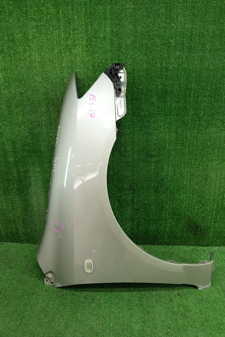 Крыло правое переднее TOYOTA COROLLA NZE121 15559 1 ракурс