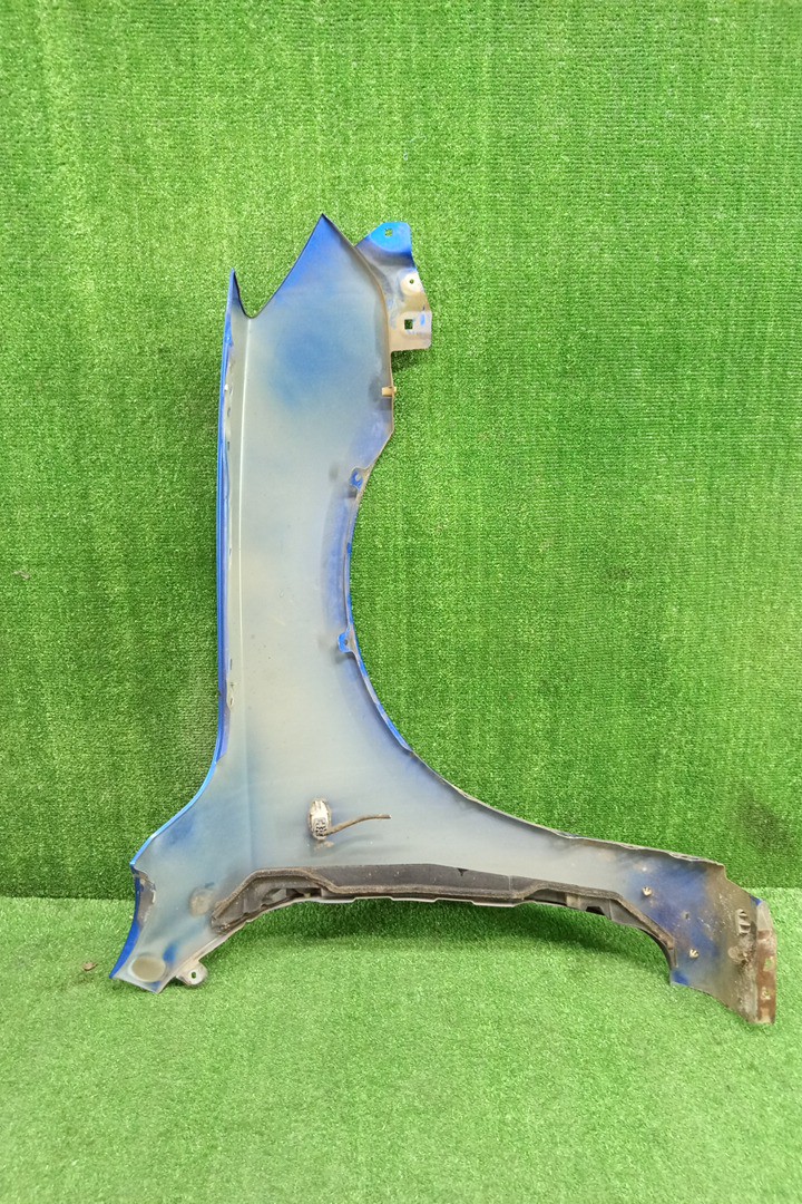 Крыло левое переднее MAZDA AXELA, MAZDA 3, 3 BK5P, BK3P, BKEP, BK WAGON 4 ракурс