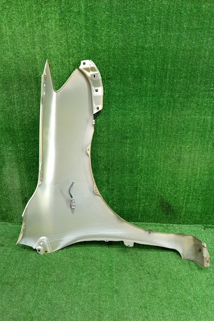 Крыло левое переднее TOYOTA COROLLA FIELDER, COROLLA  AXIO ZRE144G, ZRE142G, NZE144G, NZE141G, NZE141, NZE144, ZRE142, ZRE144 15632 3 ракурс