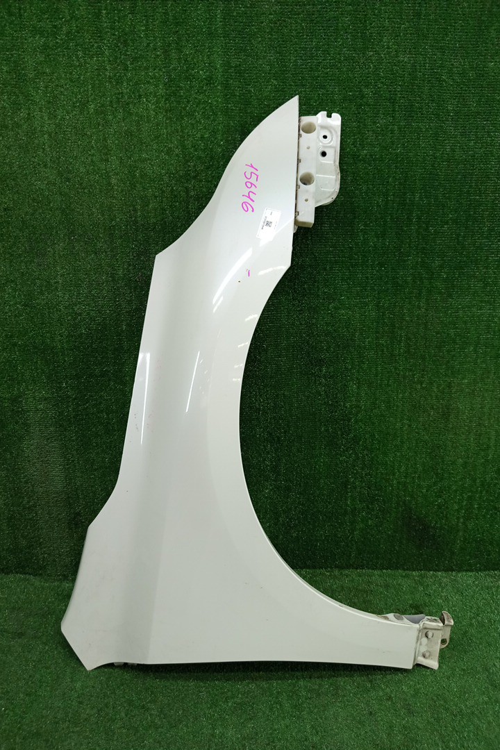 Крыло правое переднее NISSAN TEANA TNJ32, PJ32, J32 15646 1 ракурс Крыло правое переднее NISSAN TEANA TNJ32, PJ32, J32 15646 1 ракурс