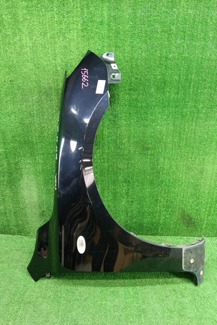 Крыло правое переднее MAZDA AXELA, MAZDA 3, 3 BK5P, BK3P, BKEP, BK WAGON 1 ракурс