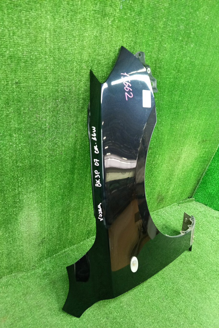 Крыло правое переднее MAZDA AXELA, MAZDA 3, 3 BK5P, BK3P, BKEP, BK WAGON 2 ракурс