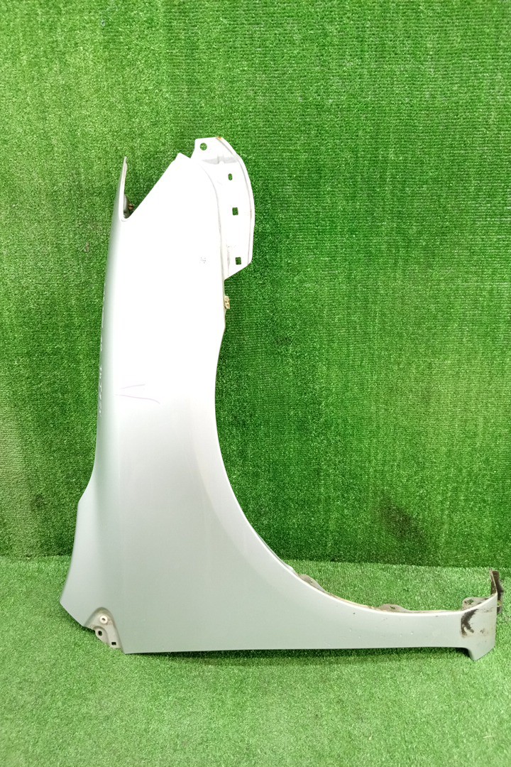 Крыло правое переднее TOYOTA COROLLA FIELDER, COROLLA  AXIO ZRE144G, ZRE142G, NZE144G, NZE141G, NZE141, NZE144, ZRE142, ZRE144 15695 1 ракурс