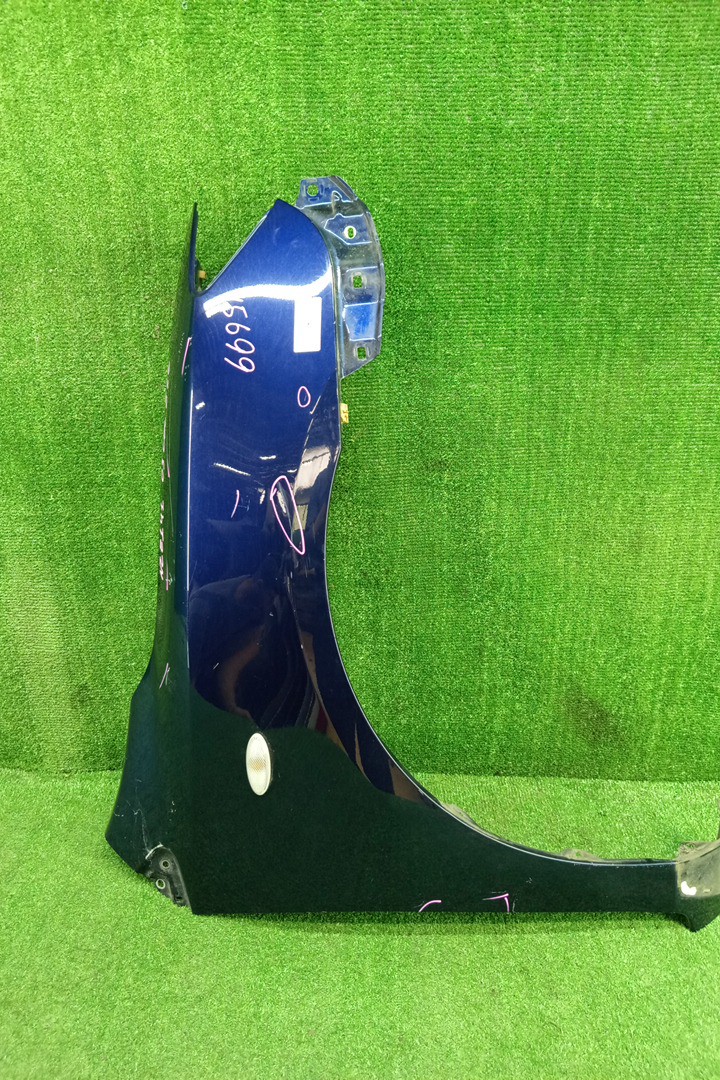 Крыло правое переднее TOYOTA COROLLA FIELDER, COROLLA  AXIO ZRE144G, ZRE142G, NZE144G, NZE141G, NZE141, NZE144, ZRE142, ZRE144 15699 1 ракурс