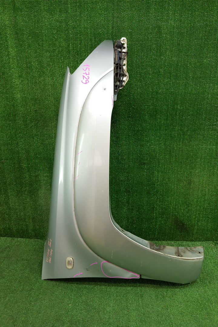 Крыло правое переднее TOYOTA HILUX SURF RZN215W, KDN215W, TRN215W, GRN215W, VZN215W 15729 1 ракурс