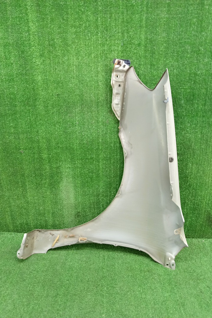 Крыло правое переднее TOYOTA COROLLA NZE121 15740 4 ракурс