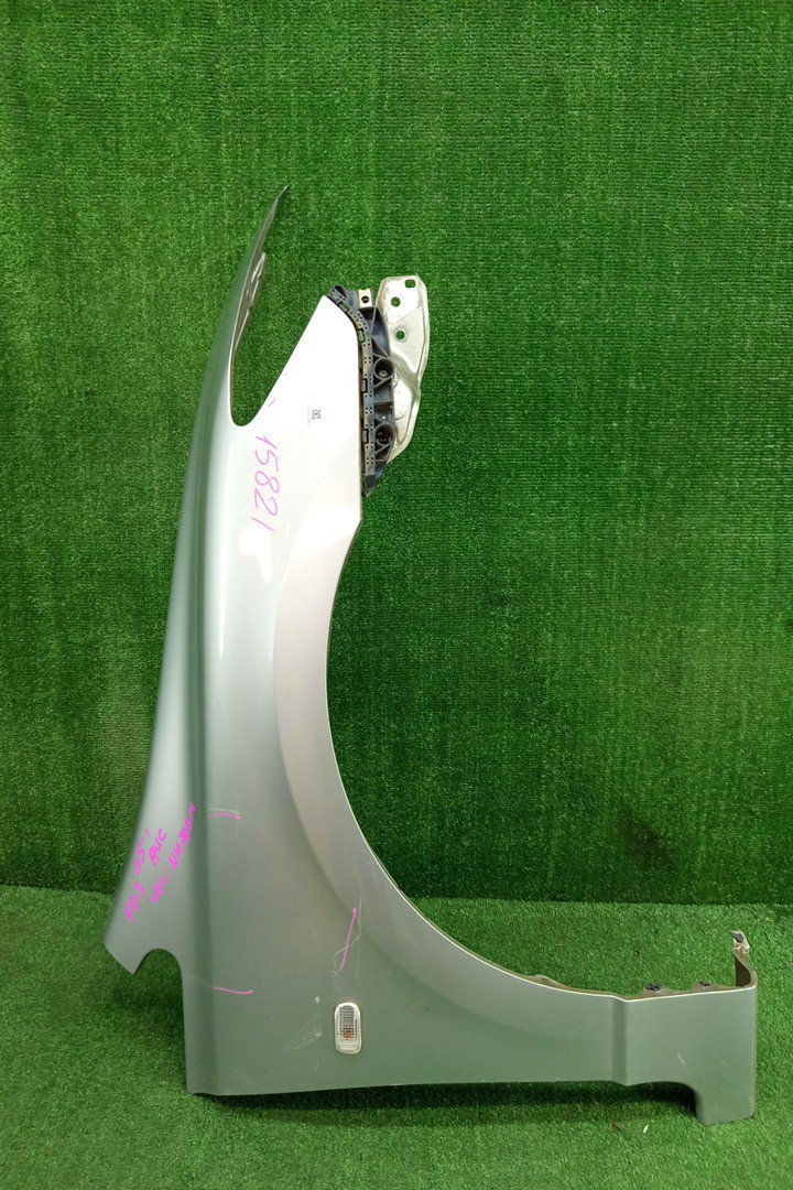 Крыло правое переднее HONDA CIVIC FD2, FD1, FD3 15821 1 ракурс