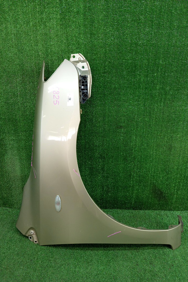 Крыло правое переднее TOYOTA COROLLA FIELDER, COROLLA  AXIO ZRE144G, ZRE142G, NZE144G, NZE141G, NZE141, NZE144, ZRE142, ZRE144 15825 1 ракурс