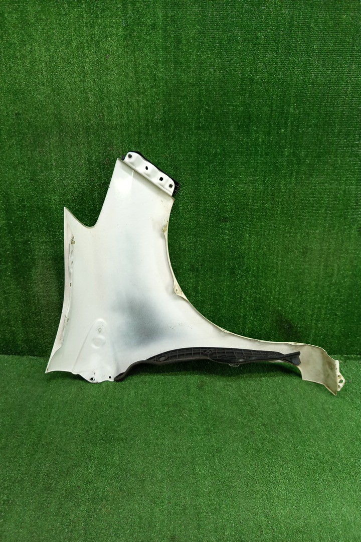 Крыло левое переднее TOYOTA VITZ, YARIS KSP130, NSP130, NSP135, NCP131 15842 3 ракурс