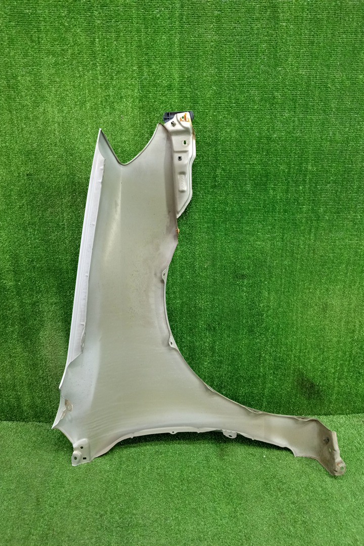 Крыло левое переднее TOYOTA COROLLA NZE121 15887 3 ракурс