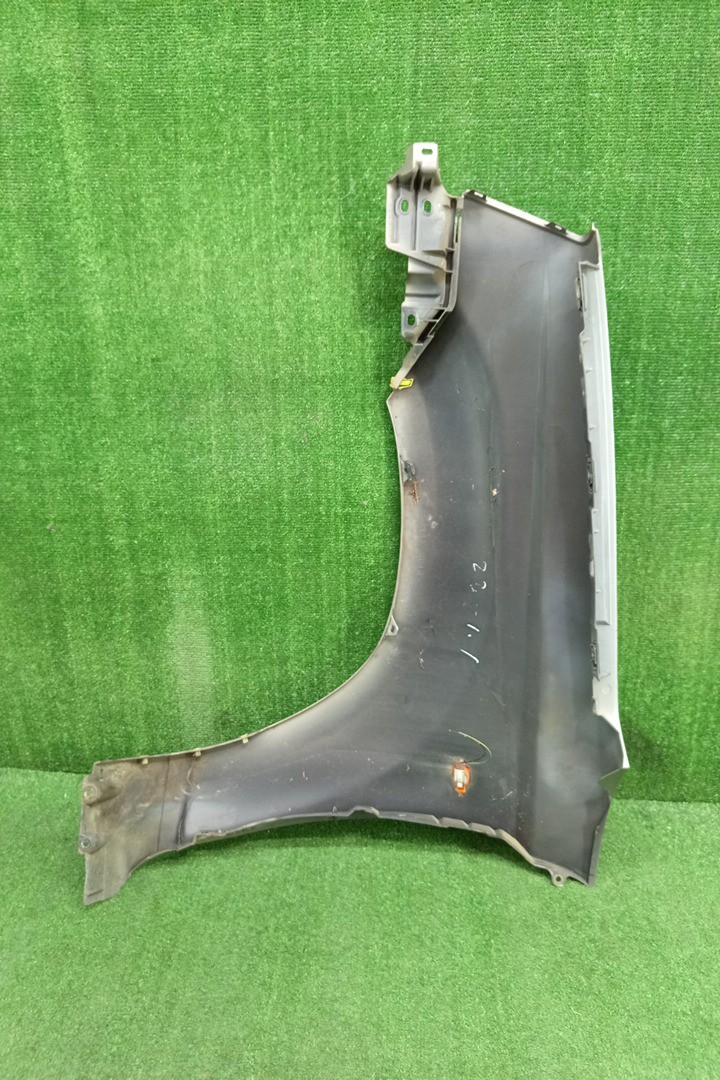 Крыло правое переднее NISSAN X-TRAIL T30, NT30, PNT30 15912 3 ракурс
